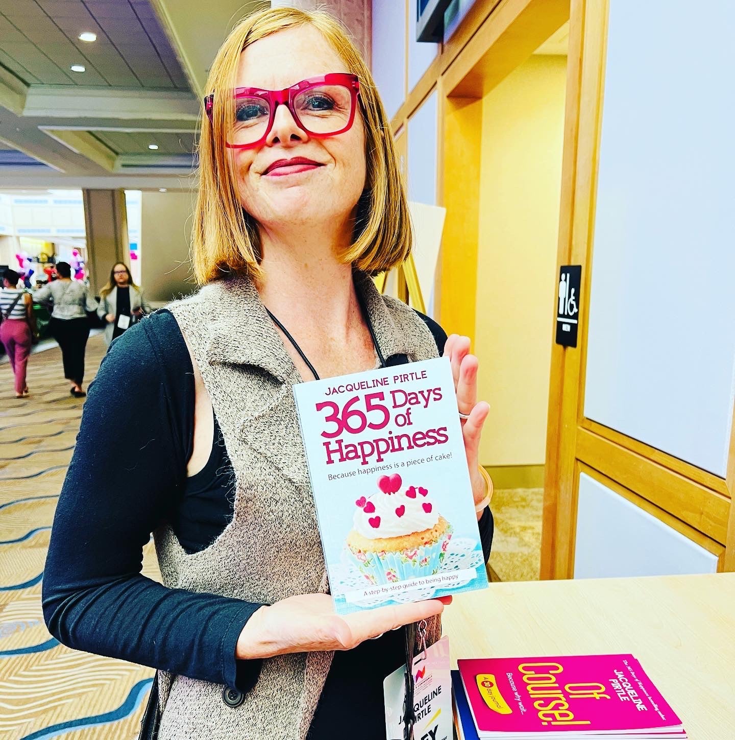 365 Days of Happiness - A step-by-step guide to being happy (Ebook)